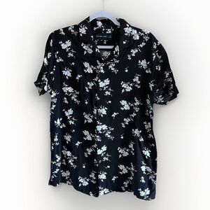 Abercrombie & Fitch Men’s Slim Short Sleeve Black Floral Print Shirt Medium